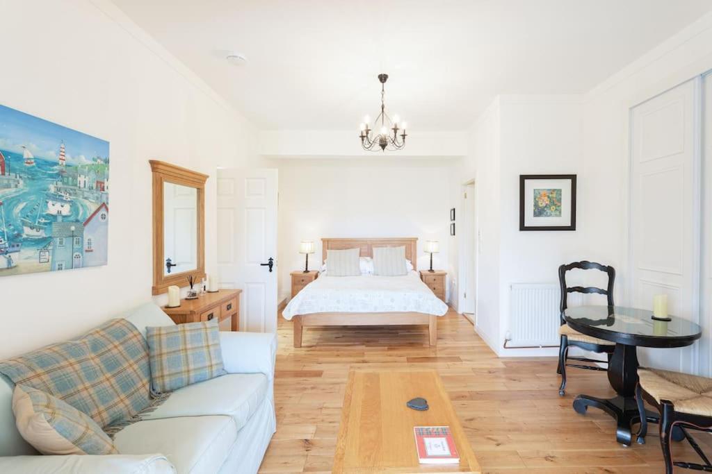 The Stable - Cottage With A Spectacular Lake View Port Of Menteith Bagian luar foto