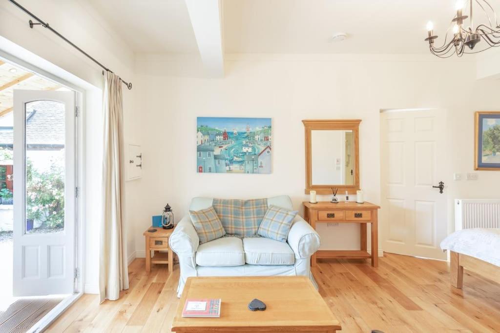The Stable - Cottage With A Spectacular Lake View Port Of Menteith Bagian luar foto