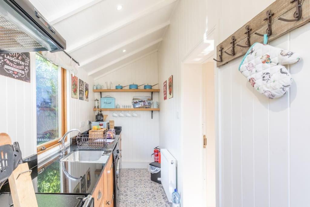 The Stable - Cottage With A Spectacular Lake View Port Of Menteith Bagian luar foto