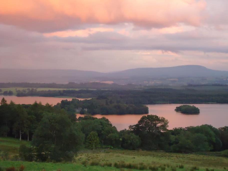 The Stable - Cottage With A Spectacular Lake View Port Of Menteith Bagian luar foto